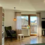 Bergblick Mit Terrasse & Nordkettenblick Apartament *