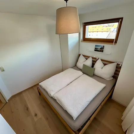 Apartamento Bergblick Mit Terrasse & Nordkettenblick Innsbruck