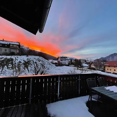 Bergblick Mit Terrasse & Nordkettenblick Apartmán Innsbruck