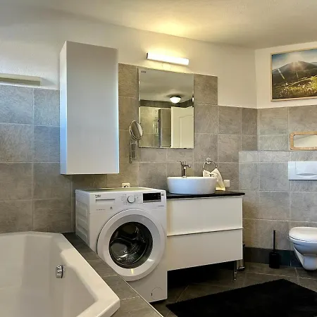 Bergblick Mit Terrasse & Nordkettenblick