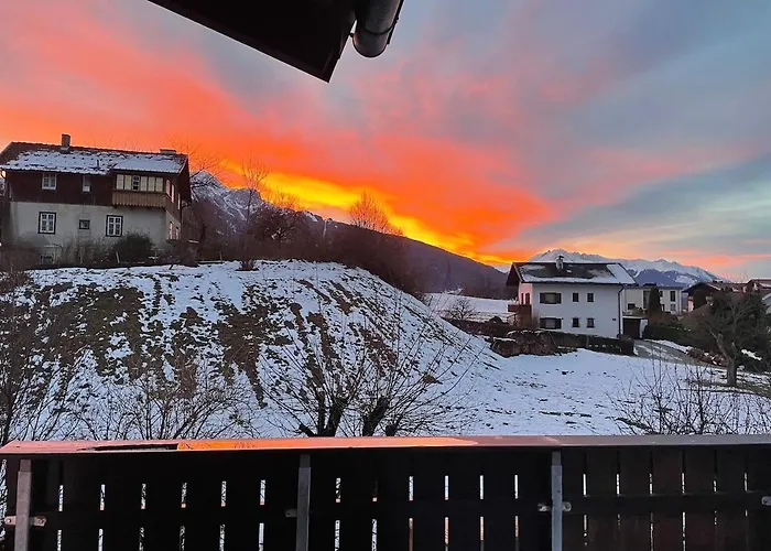 Bergblick Mit Terrasse & Nordkettenblick Appartamento